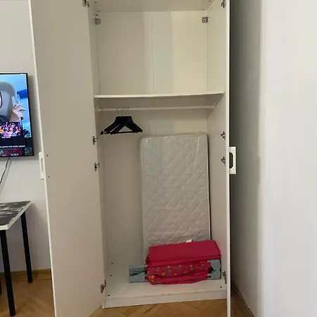 Emm Apartament - 100M Parc Si Metrou Tinererului Bucarest Esterno foto