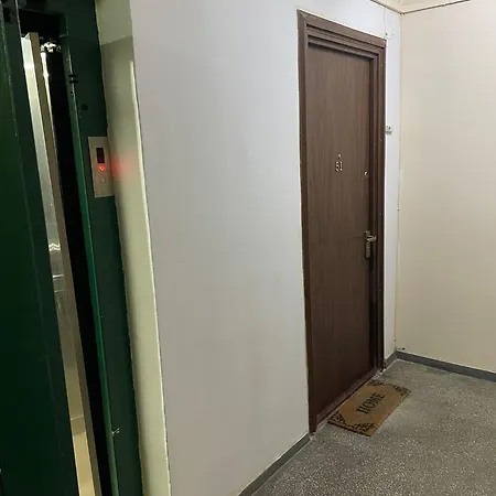 Emm Apartament - 100M Parc Si Metrou Tinererului Bucarest Esterno foto